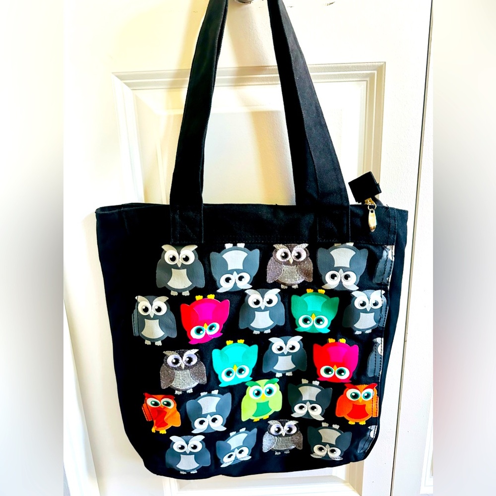 D-Design Black Canvas ZipUp Shoulder Bag With Owls 🦉